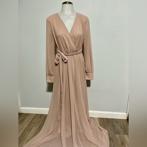 Baltic Born Lydia Maxi Dress Blush Size Medium - Picture 2 of 8